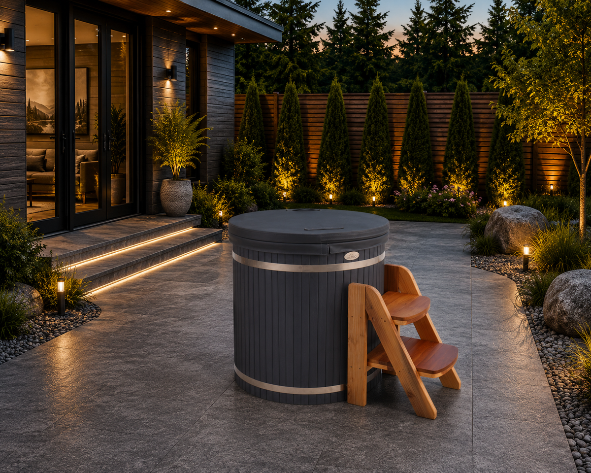 ALEKO Cold Therapy Ice Bath Tub – 118 Gallon Outdoor Cold Plunge with Cedar Steps